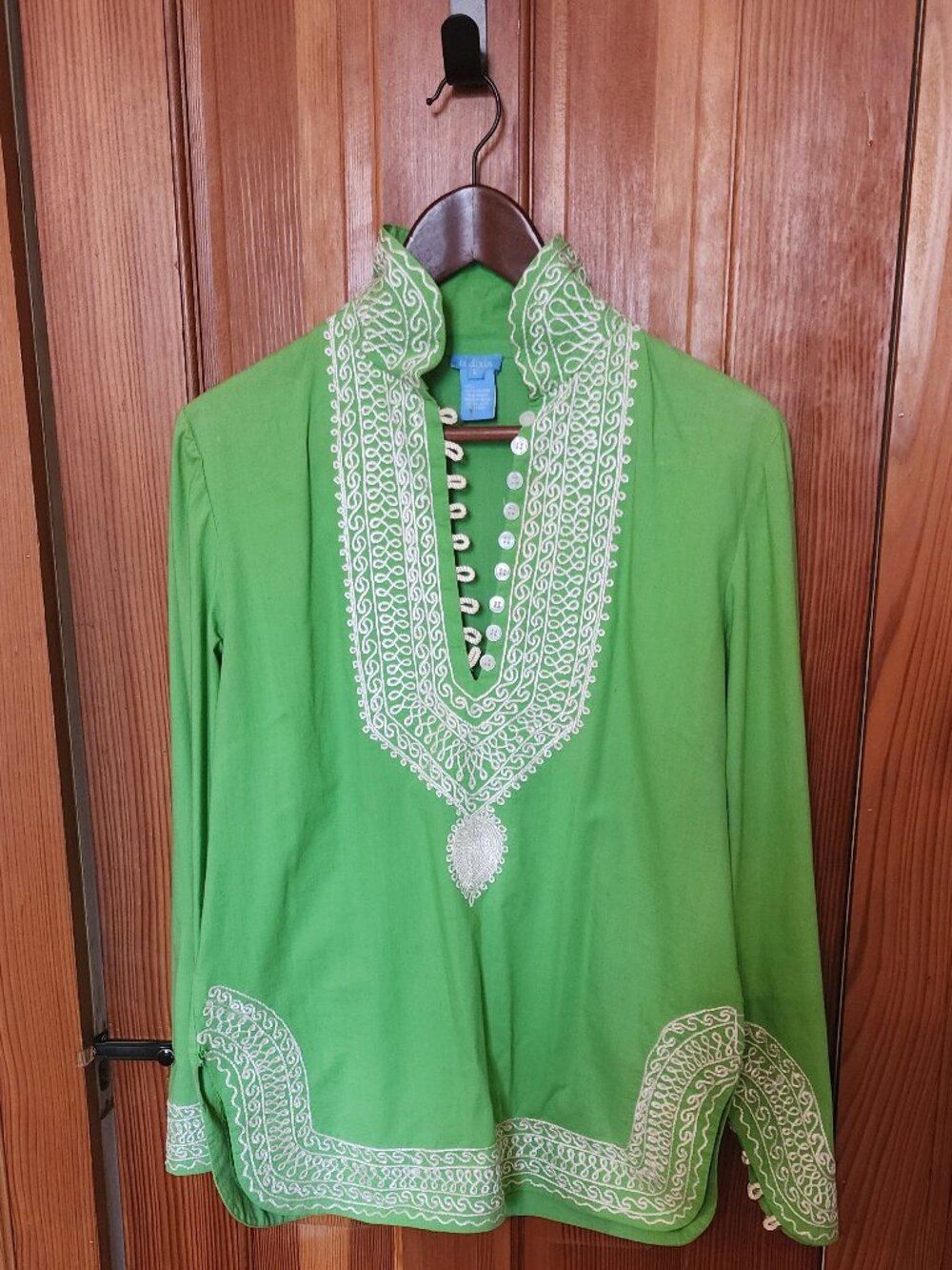Vintage Green Designer Tunic with Beautiful White Soutache Embroidery, Size L